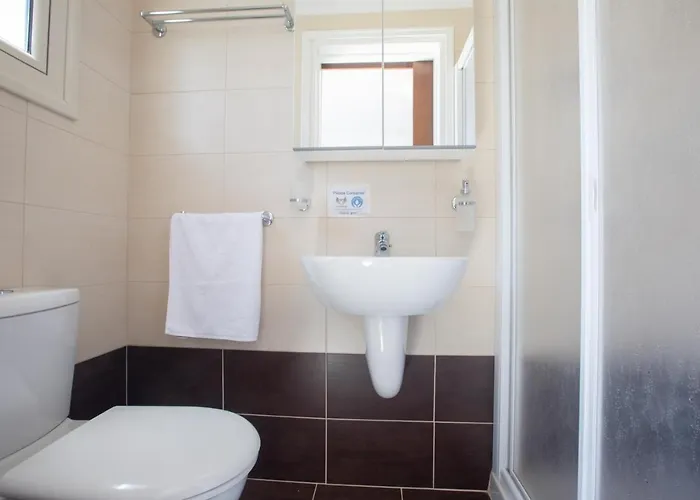 Sunny Side Up * Protaras