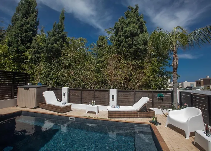 Sunny Side Up Villa *