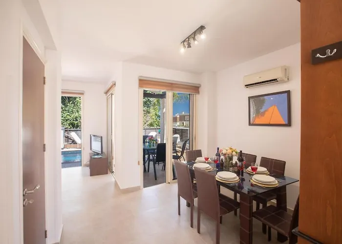 Sunny Side Up Protaras